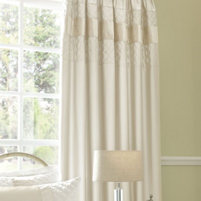Curtains Cleaning in Melbourne to Increase the Lifespan of Your Curtains